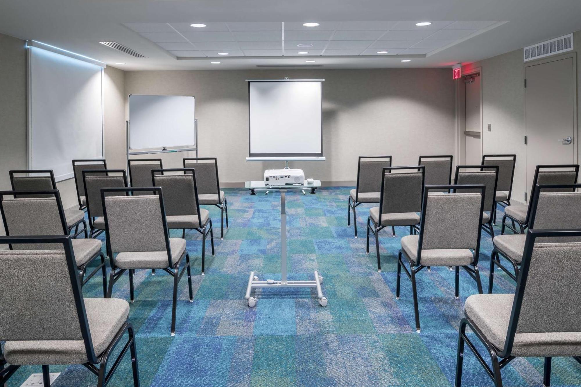 Home2 Suites By Hilton Fort Worth Cultural District エクステリア 写真